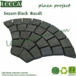 Sezam black basalto stone peacock tail
